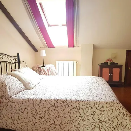 Charming House In Bastian Сasa de vacaciones